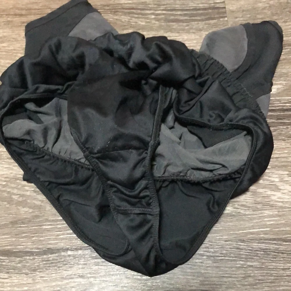 Nike Dri-FIT Black & Grey Running Shorts with Liner - Size M